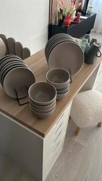 Servies set oslo, 8 personen, Antiek en Kunst, Ophalen