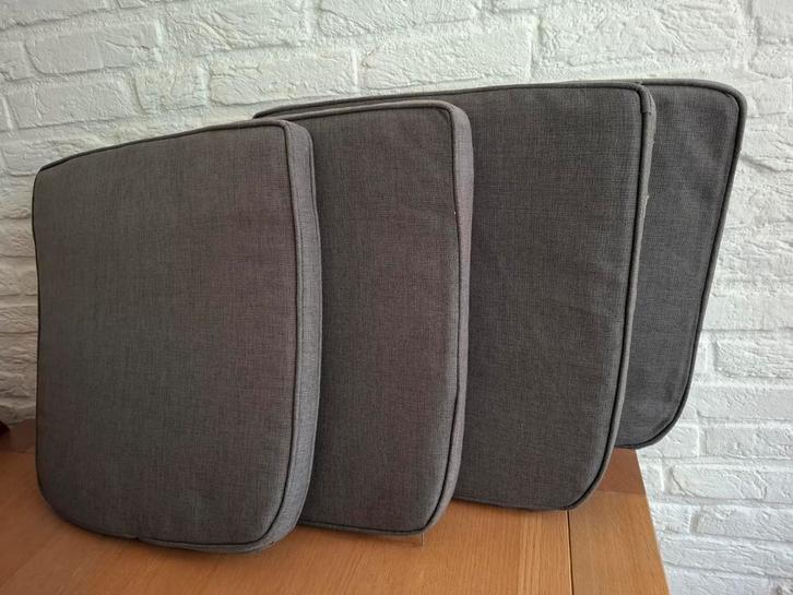 Set van 4 stoelkussens. Donkergrijs. Bois le Duc. 46x45 cm., Huis en Inrichting, Woonaccessoires | Kussens, Zo goed als nieuw