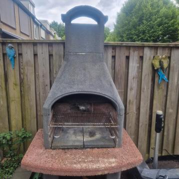 Stenen BBQ  beschikbaar voor biedingen