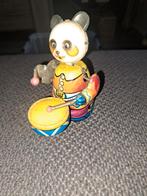 Blikken speelgoed pandabeer die drumt werkend kp556, Antiek en Kunst, Antiek | Speelgoed, Ophalen of Verzenden