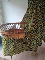 Rotan poppenwieg,  met bekleding., Ophalen, Zo goed als nieuw, Overige typen
