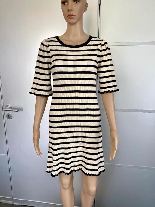 H458 Zara Knit maat S=36 gestreepte jurk beige/zwart jurkje, Kleding | Dames, Jurken, Zo goed als nieuw, Maat 36 (S), Beige, Boven de knie