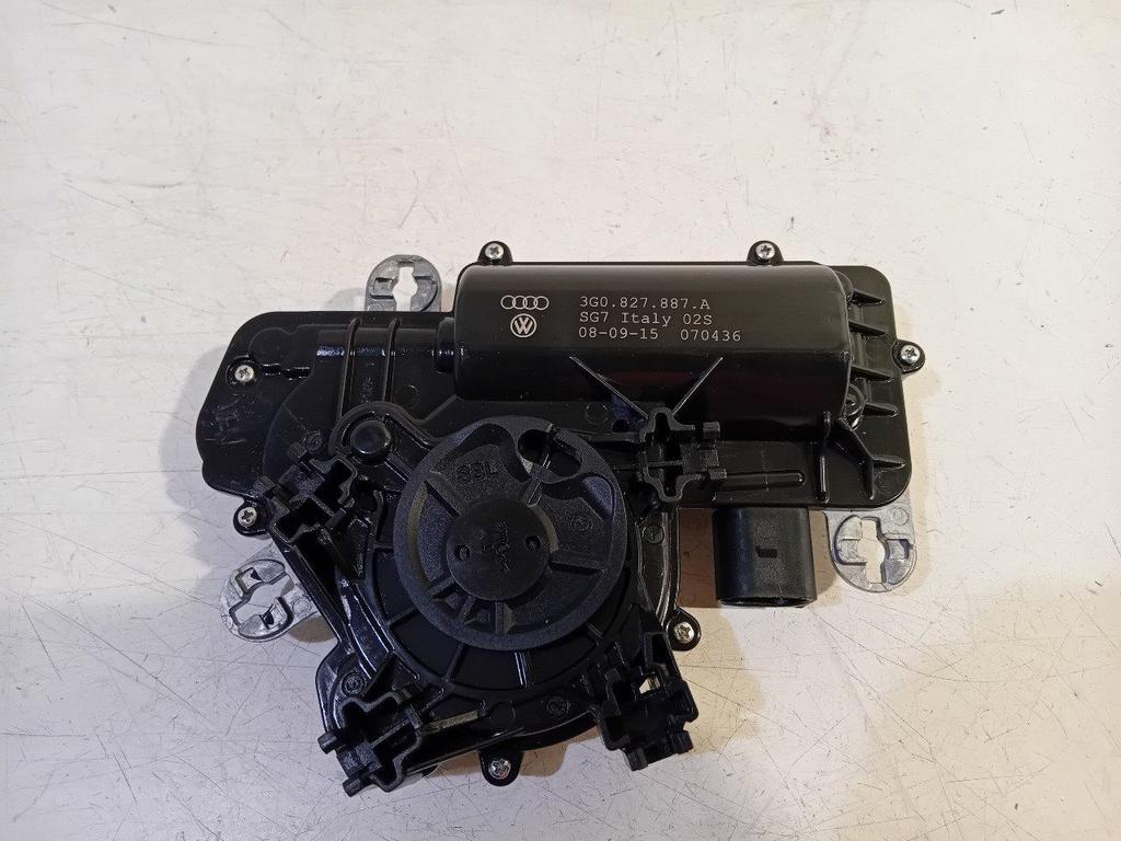 Slot mechaniek kofferdeksel achterklep elektrisch Volkswagen, Auto-onderdelen, Onderdelen@venauto.nl, Van der Ven Autorecycling B.V.