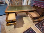 Antieke eiken schrijftafel uit ca 1880 in goede staat., Info@SlatsAntiek.nl, Tweedehands, Ophalen of Verzenden, Bureau