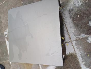 Aluminium Buitentafel te koop – 80x80x25 cm beschikbaar voor biedingen