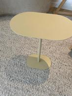 Bijzet tafel / tuin tafel, Minder dan 55 cm, Metaal of Aluminium, Zo goed als nieuw, Ovaal