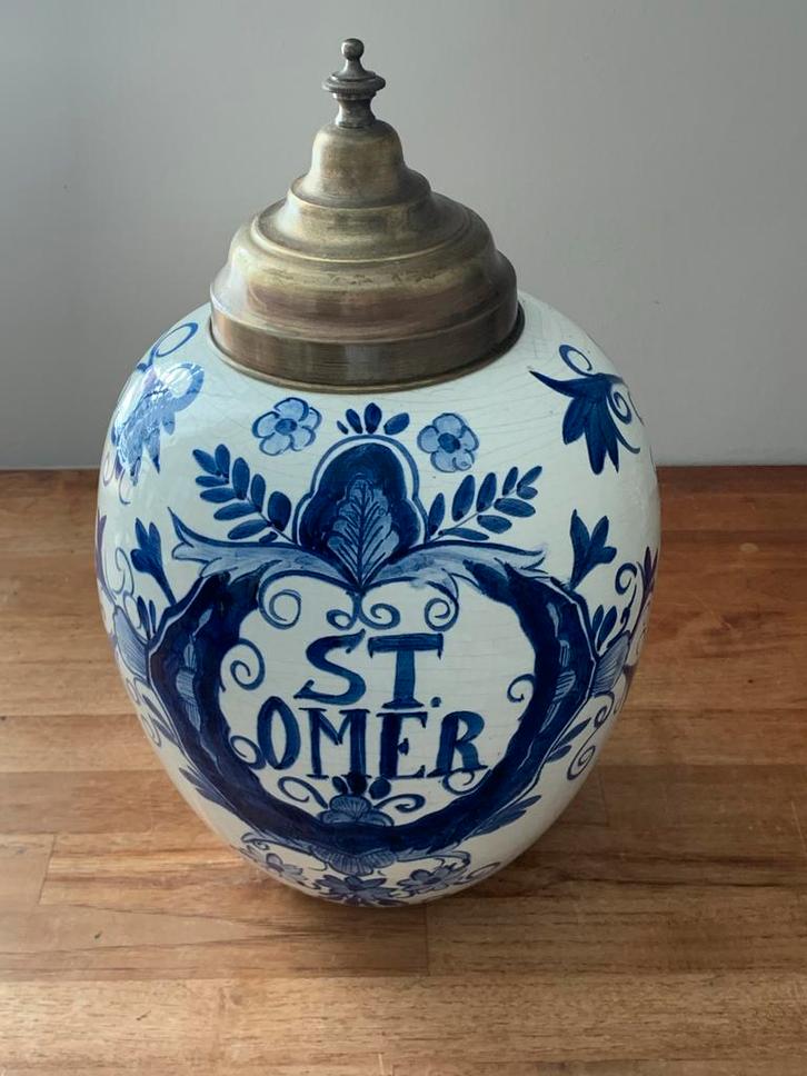 St. Omer Tabakspot met deksel, Antiek en Kunst, Antiek | Keramiek en Aardewerk, Ophalen of Verzenden