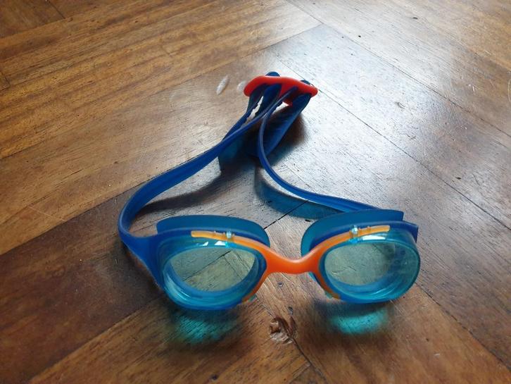 Duikbril zwembril blauw met oranje details Decathlon kind, Watersport en Boten, Duiken, Gebruikt, Duikbril of Snorkel, Ophalen of Verzenden