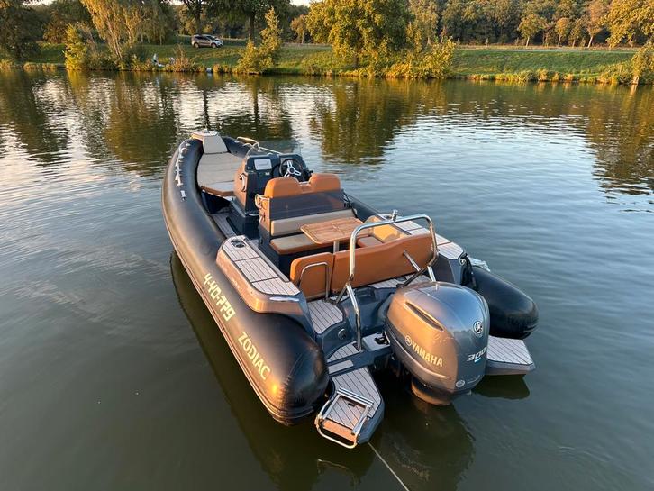 Zodiac Medline 7.5 2020 300PK Yamaha 130 uur, Watersport en Boten, Accessoires en Onderhoud, Ophalen