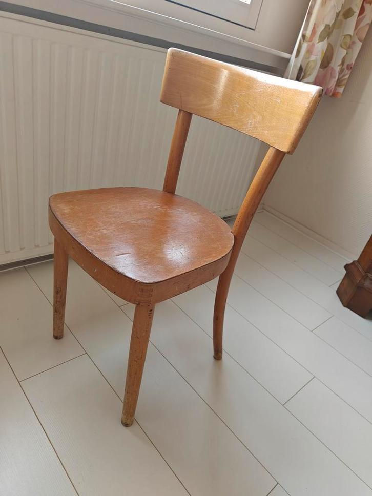 Houten stoel - Gebruikt, Huis en Inrichting, Stoelen, Gebruikt, Eén, Hout, Bruin, Ophalen