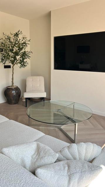 GRATIS Salon Tafel beschikbaar voor biedingen