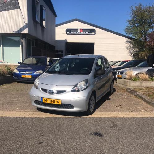 Toyota Aygo 1.0-12V Goed rijdende compacte en zuinige Toyota, Auto's, Toyota, Bedrijf, Te koop, Aygo, ABS, Airbags, Airconditioning