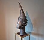Benin Bronzen beeld 84 CM / 14,5 Kilo, Antiek en Kunst, Ophalen of Verzenden