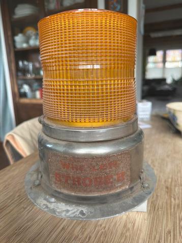 Whelen strobe 2 model 1200-2 beschikbaar voor biedingen