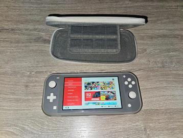 Switch lite grey incl.originele doos, beschermhoes en tas beschikbaar voor biedingen