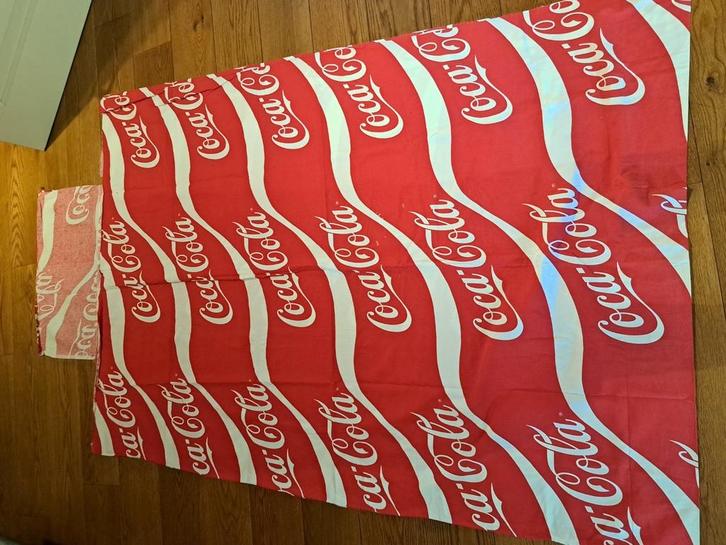 Coco Cola dekbedovertrek 2 stuks stof katoen, Huis en Inrichting, Slaapkamer | Beddengoed, Gebruikt, Dekbedovertrek, Eenpersoons