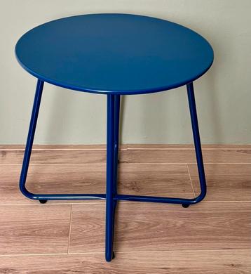 1 x bijzettafel rond blauw van ML-Design beschikbaar voor biedingen