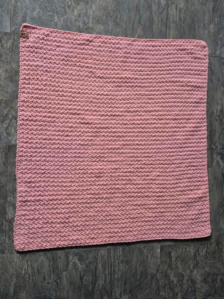Handgemaakt Babydekentje Oud Roze 75x80cm, Kinderen en Baby's, Dekens, Slaapzakjes en Inbakerproducten, Nieuw, Deken, 70 tot 85 cm