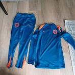 Nike trainingspak knvb blauw oranje maat s, Kleding | Heren, Ophalen of Verzenden, Zo goed als nieuw, Blauw, Voetbal