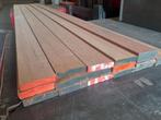 Partij Meranti ezelsruggen 28x120 en 44x120x3650mm. 15 stuks, Ophalen of Verzenden, 250 cm of meer, Planken, Hardhout