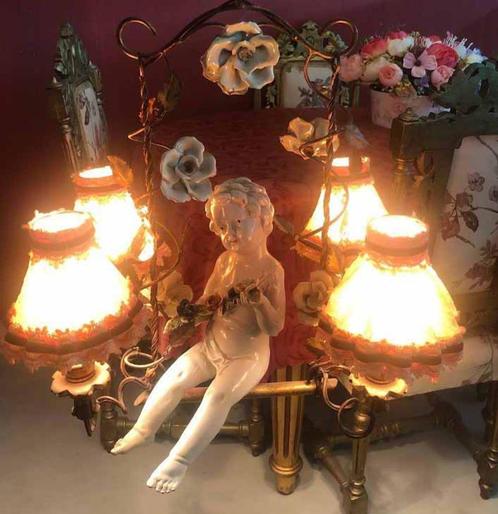 Antiek brocante kroonluchter Jordaanse hanglamp engel beeld, Huis en Inrichting, Lampen | Kroonluchters, Metaal, Stof, Overige materialen