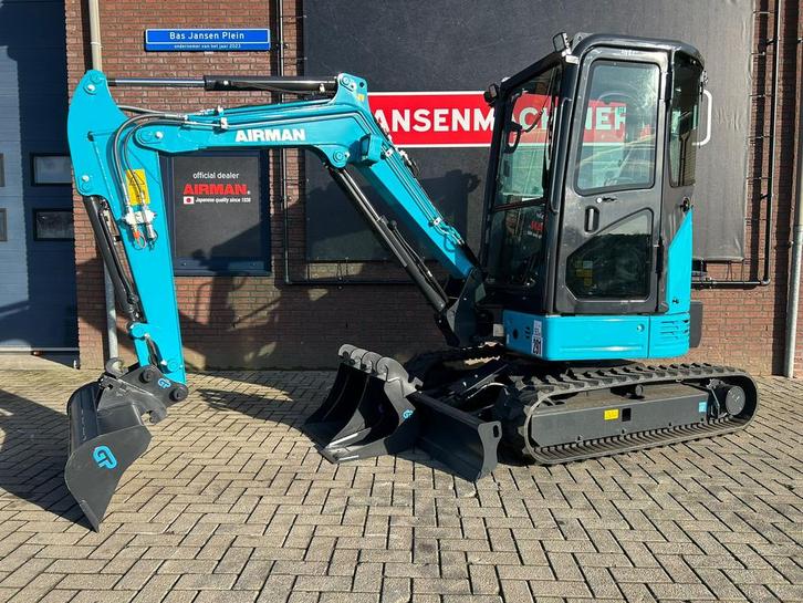 Airman Ax26u-7 Pro-spec+, Zakelijke goederen, Machines en Bouw | Kranen en Graafmachines, Graafmachine, Verzenden