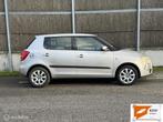Skoda Fabia 1.4-16V Ambiente NAP/AIRCO/NWE APK/2 SLEUTELS, Auto's, Voorwielaandrijving, Gebruikt, 4 cilinders, Origineel Nederlands