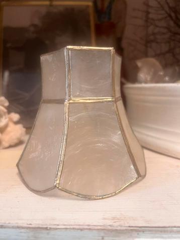 Perkament perkamenten klemkapje kapje lamp brocante antiek beschikbaar voor biedingen