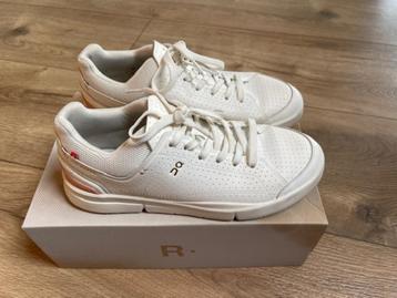 Dames sneakers | ON | The Roger Center Court | wit | maat 39 beschikbaar voor biedingen