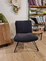 Blauwe fauteuil Cartel Living | Showroommodel Houtmijn, Metaal, Cartel Living, Modern, Diverse, Nieuw, 75 tot 100 cm