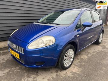 Fiat Grande Punto 1.4 Ed. Lusso 2E Eigenaar NIEUWE distr APK beschikbaar voor biedingen