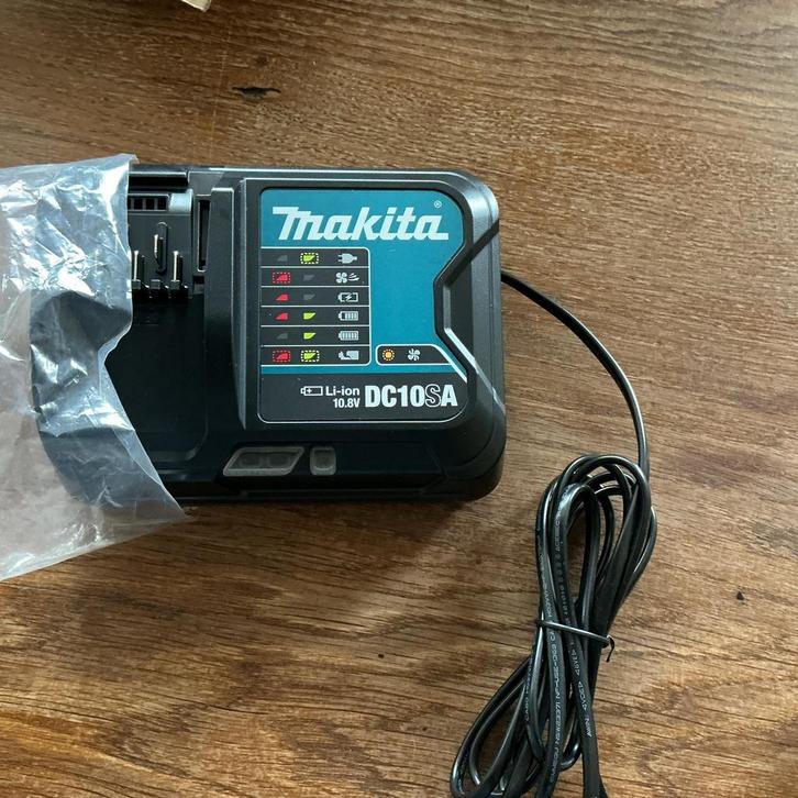 Nieuwe Makita TW140D Slagmoersleutel + Accu + Lader, Doe-het-zelf en Verbouw, Gereedschap | Boormachines, Nieuw, Overige typen