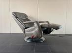 Luxe beige leren elektrische sta op stoel / relax fauteuil, Huis en Inrichting, Ophalen, Nvt, Nvt, Nvt