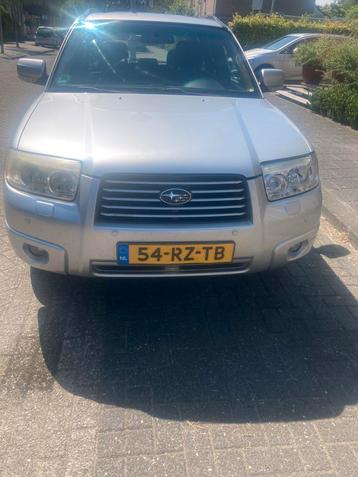 Subaru Forester 2.0 116KW AWD 2005 Grijs beschikbaar voor biedingen