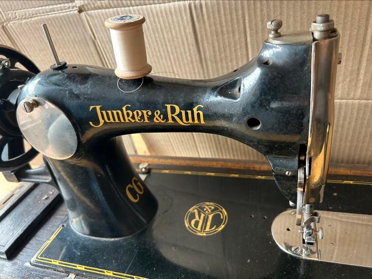Junker&ruh naai machine in werkende staat met reserve, Antiek en Kunst, Antiek | Naaimachines, Ophalen of Verzenden