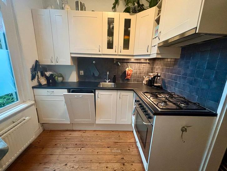 Volledige keuken GRATIS, Huis en Inrichting, Keuken | Complete keukens, Gebruikt, Hoekkeuken, Crème, Kunststof, Ophalen