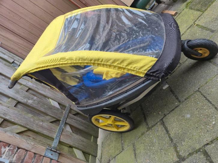 Nette kid car, fietskar voor kinderen, kan ingeklapt worden, Fietsen en Brommers, Fietsaccessoires | Aanhangers en Karren, Gebruikt