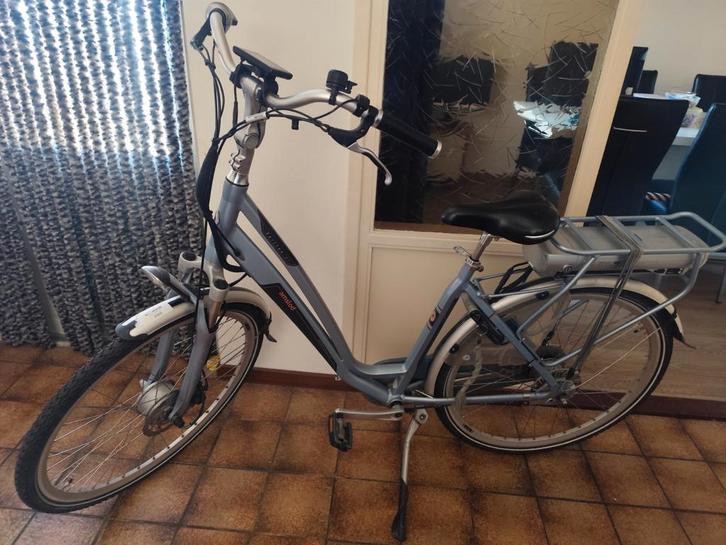 Electrische dames fiets amslod met krachtige motor., Fietsen en Brommers, Fietsen | Dames | Damesfietsen, Gebruikt, Overige merken