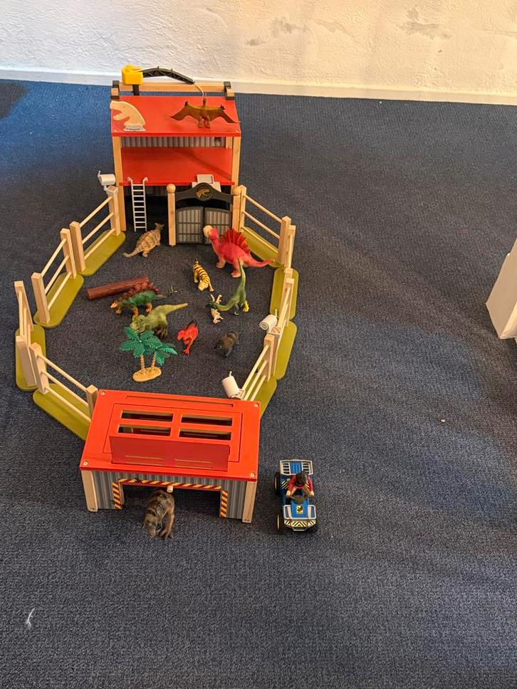 Samengestelde dino set, Kinderen en Baby's, Speelgoed | Actiefiguren, Gebruikt, Ophalen of Verzenden