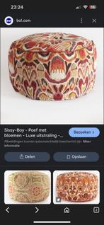 Gezocht!! Sissy-Boy Poef met Bloemenpatroon, Huis en Inrichting, Banken | Voetenbanken en Poefen, Ophalen, Minder dan 50 cm, Rond
