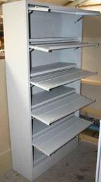 Folderkast / brochurekast., Ophalen, Gebruikt, 100 tot 150 cm, Metaal