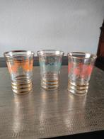 3 jr'50 gesuikerde glaasjes met gouden randje 3x 9 cm, Verzamelen, Glas en Borrelglaasjes, Ophalen of Verzenden, Zo goed als nieuw