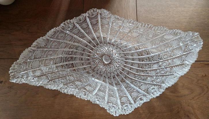 Tsjechische Kristallen Schaal - Handgeslepen, Antiek en Kunst, Antiek | Glas en Kristal, Ophalen