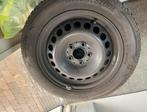 Winterbanden Mercedes B, Auto-onderdelen, Banden en Velgen, Ophalen, Gebruikt, Velg(en), 16 inch