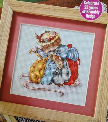 Brambly Hedge muisjes borduurpatroon beschikbaar voor biedingen