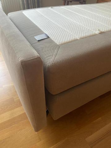Auping DeLuxe elektrische boxspring beschikbaar voor biedingen