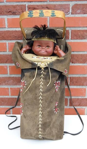 3 indiaanse poppen + rug-draagzak, Squaw beschikbaar voor biedingen