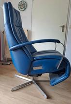 Sta-opstoel met twee stoelen. Royal blue, Leder Veneto, Ophalen, Zo goed als nieuw, 75 tot 100 cm, 50 tot 75 cm