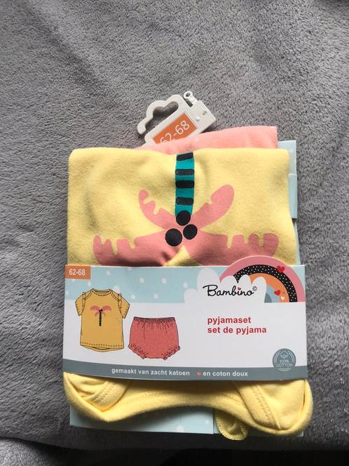 Nog nieuwe geel/oranje Bambino Meisjes-Zomer Pyjama mt 62/68, Kinderen en Baby's, Babykleding | Maat 62, Nieuw, Meisje, Nacht- of Onderkleding