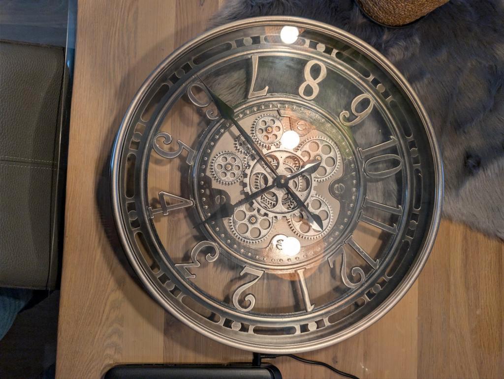 ≥ Mooie Wandklok met Tandwielen — Woonaccessoires Klokken